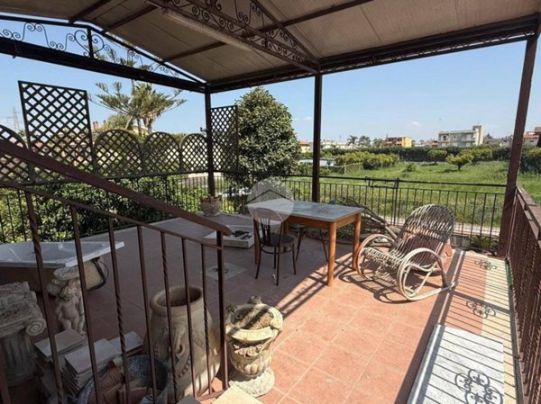 appartamento in vendita a Giugliano in Campania in zona Licola