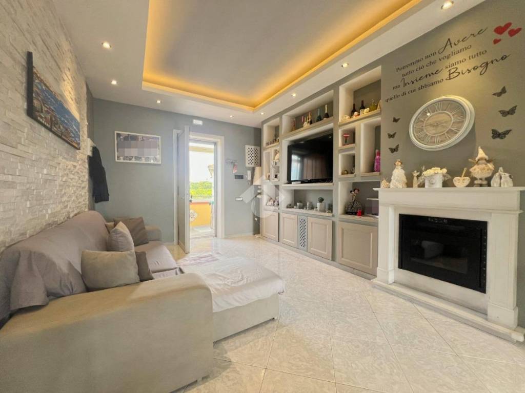 appartamento in vendita a Giugliano in Campania in zona Licola