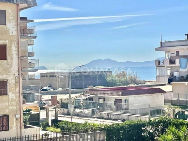 appartamento in vendita a Giugliano in Campania in zona Licola