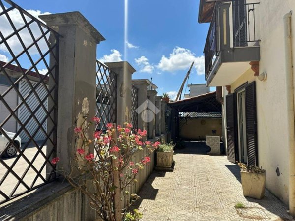 casa indipendente in vendita a Giugliano in Campania in zona Casacelle