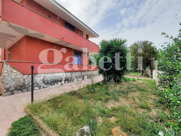 casa indipendente in vendita a Giugliano in Campania in zona Lago Patria