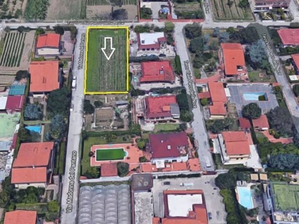 terreno agricolo in vendita a Giugliano in Campania in zona Varcaturo
