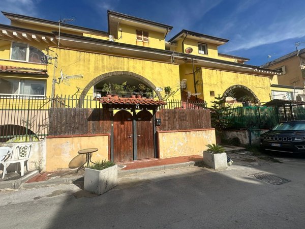 appartamento in vendita a Giugliano in Campania in zona Licola