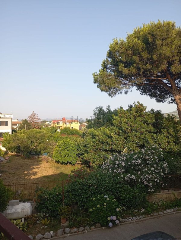 casa indipendente in vendita a Giugliano in Campania in zona Licola