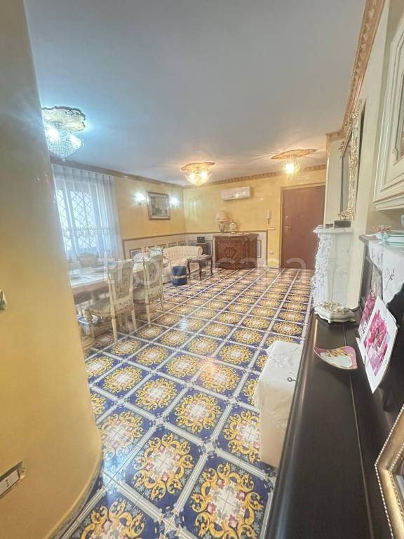 appartamento in vendita a Giugliano in Campania