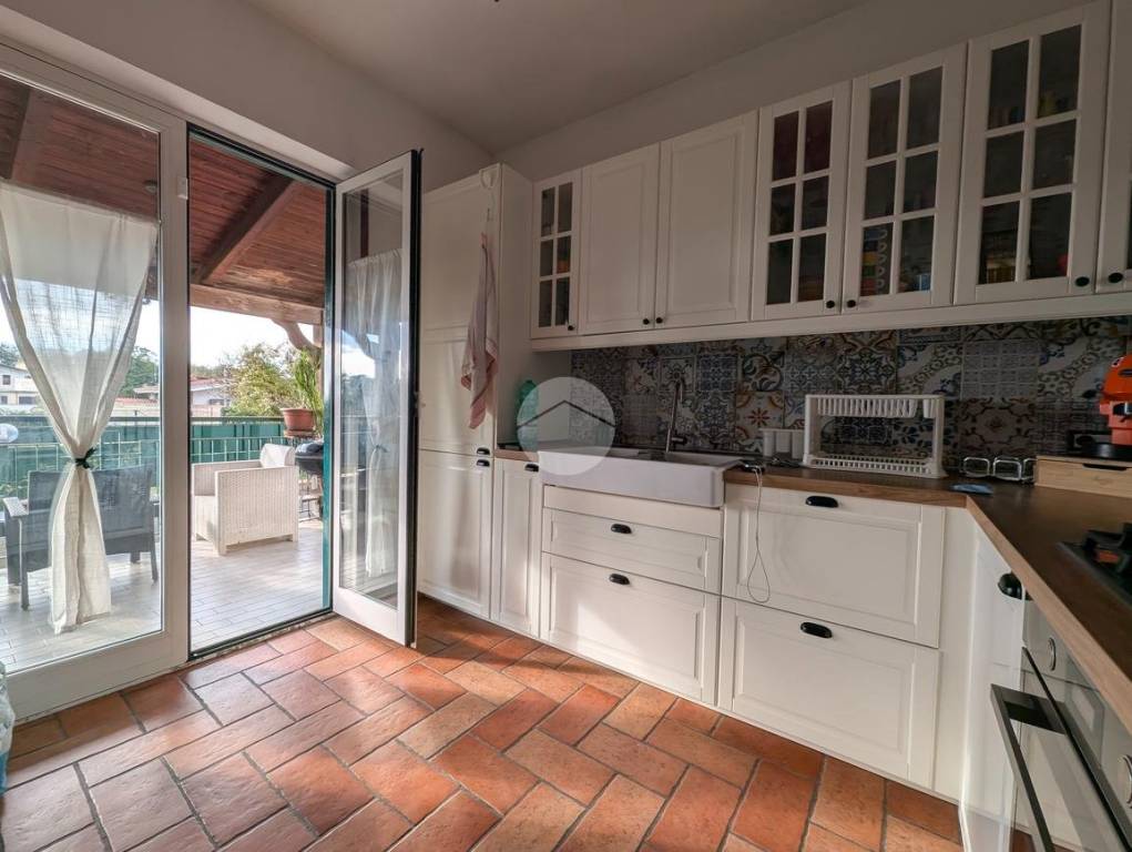 appartamento in vendita a Giugliano in Campania in zona Varcaturo