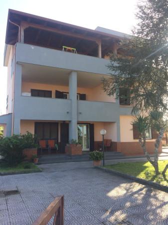 casa indipendente in vendita a Giugliano in Campania in zona Licola
