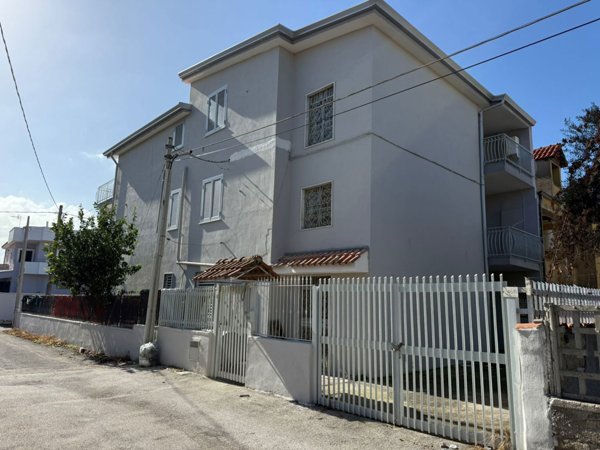 appartamento in vendita a Giugliano in Campania in zona Lago Patria