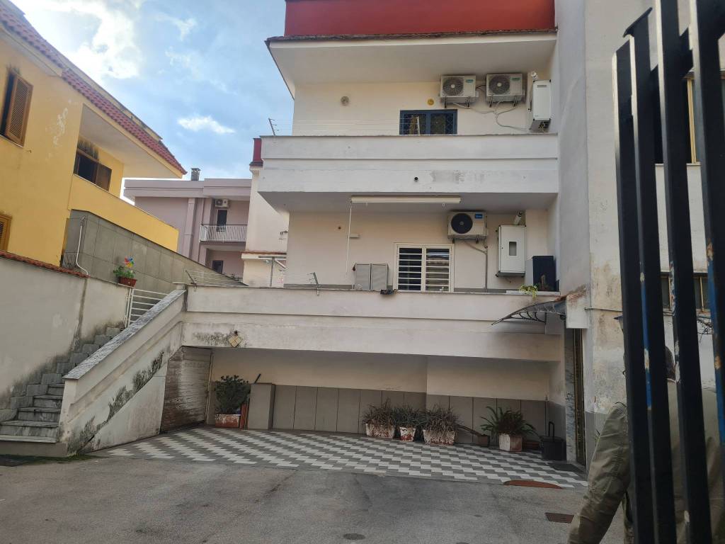 appartamento in vendita a Giugliano in Campania in zona Lago Patria