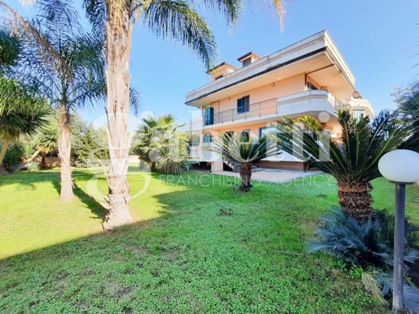 appartamento in vendita a Giugliano in Campania in zona Lago Patria