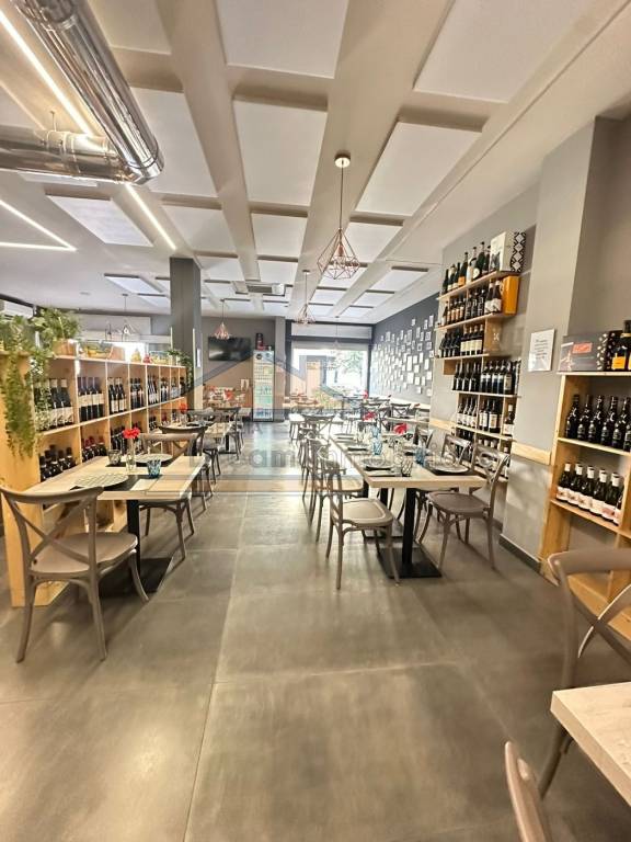 negozio in vendita a Giugliano in Campania