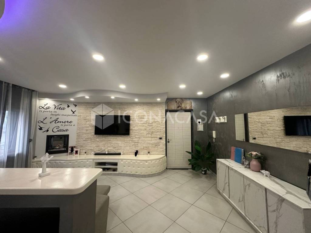 appartamento in vendita a Giugliano in Campania