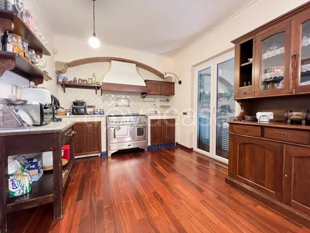 appartamento in vendita a Giugliano in Campania in zona Licola