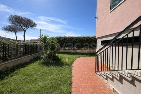 appartamento in vendita a Giugliano in Campania in zona Licola