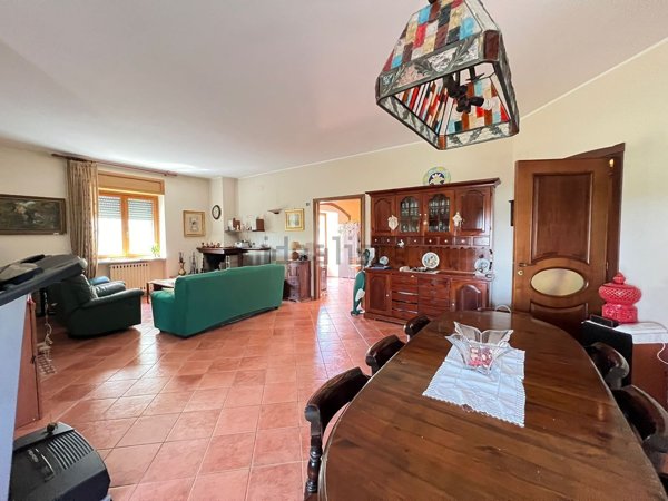 casa indipendente in vendita a Giugliano in Campania in zona Varcaturo