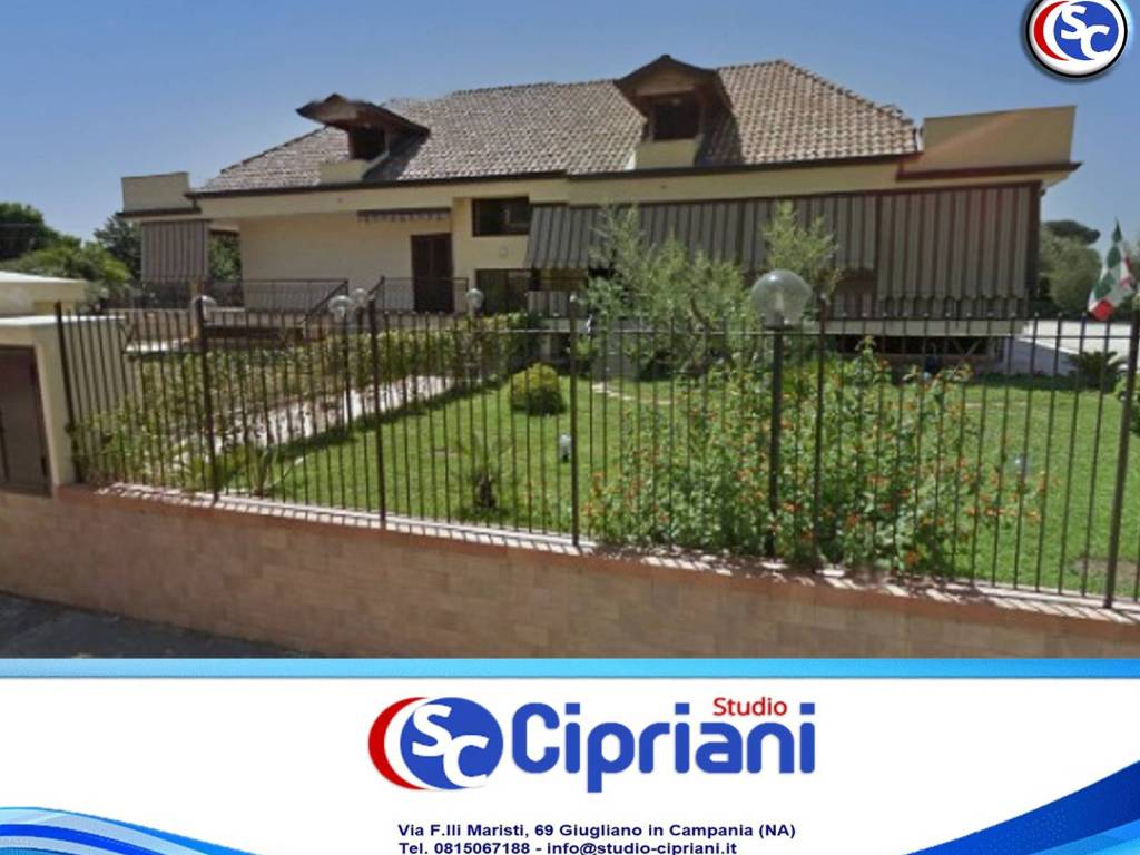 casa indipendente in vendita a Giugliano in Campania