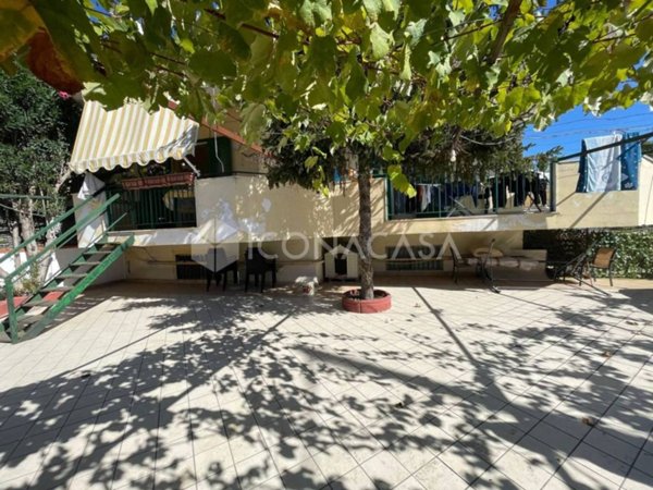 appartamento in vendita a Giugliano in Campania in zona Varcaturo