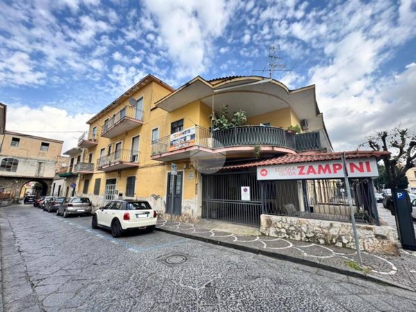 appartamento in vendita a Giugliano in Campania