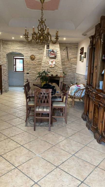 casa indipendente in vendita a Giugliano in Campania in zona Licola