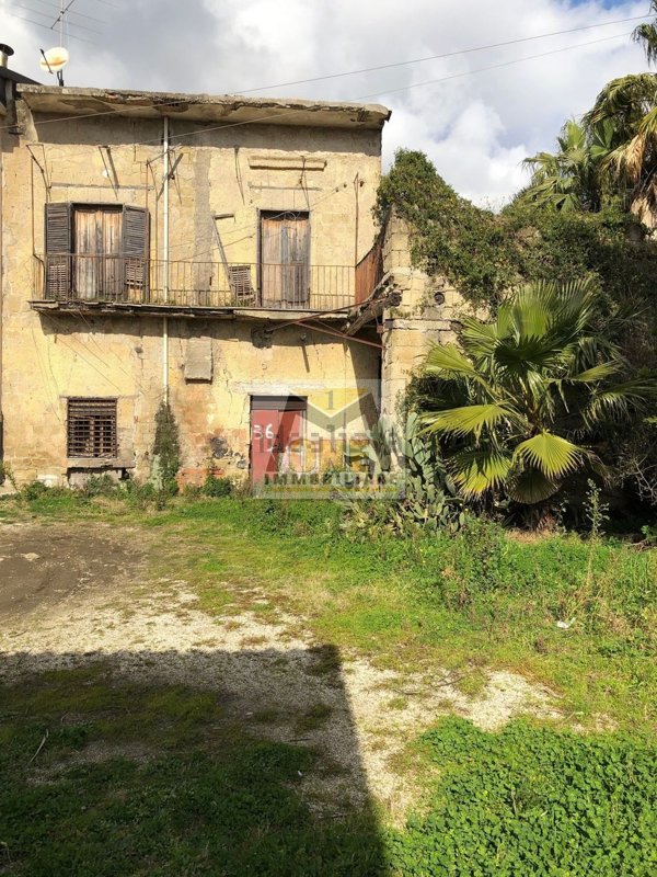 casa indipendente in vendita a Giugliano in Campania in zona Casacelle