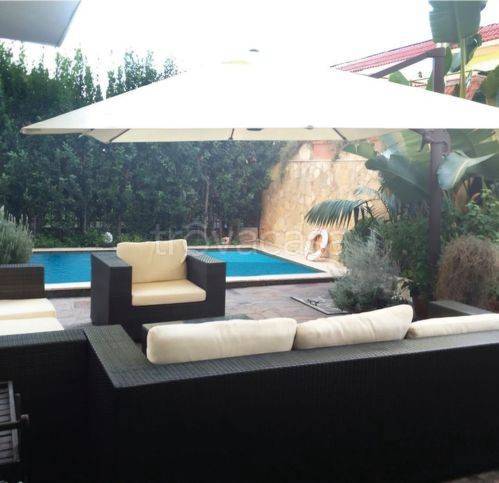 casa indipendente in vendita a Giugliano in Campania in zona Varcaturo