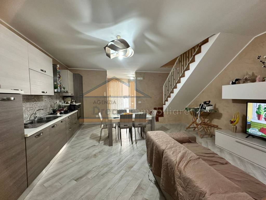 appartamento in vendita a Giugliano in Campania