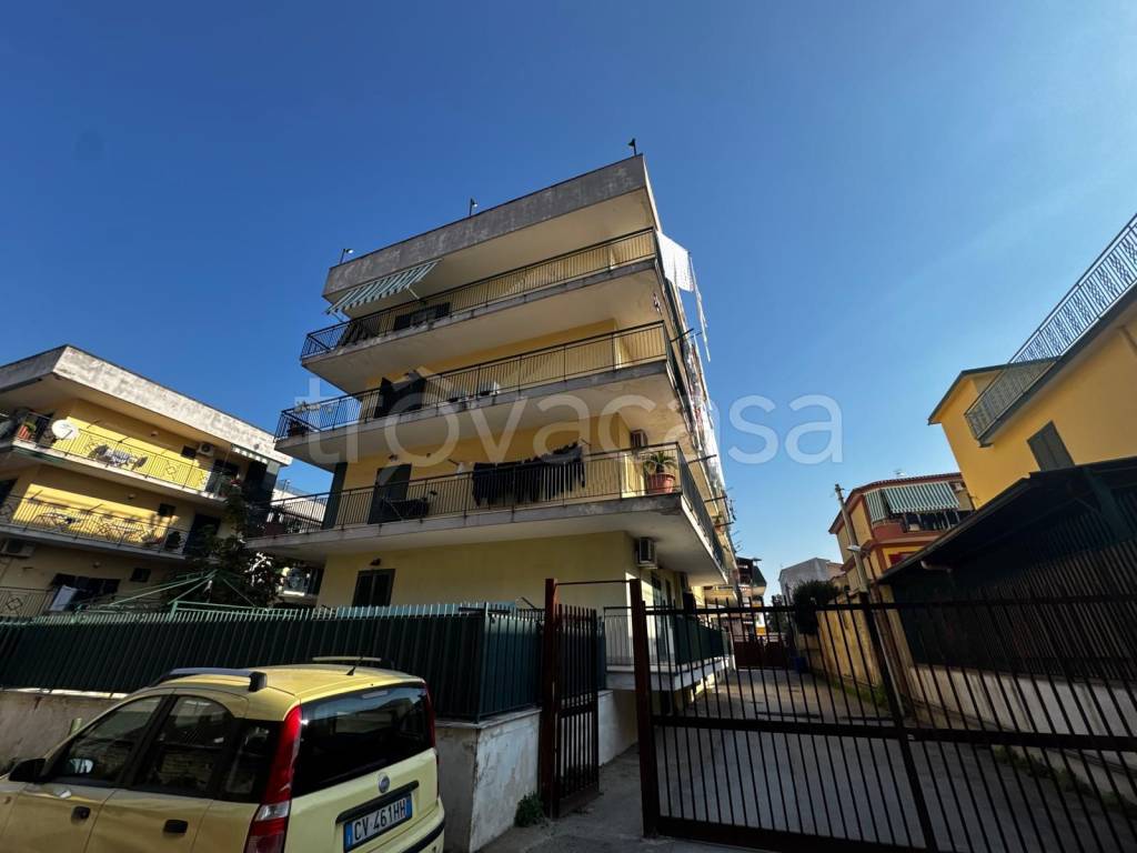 appartamento in vendita a Giugliano in Campania