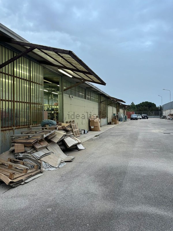ufficio in vendita a Giugliano in Campania