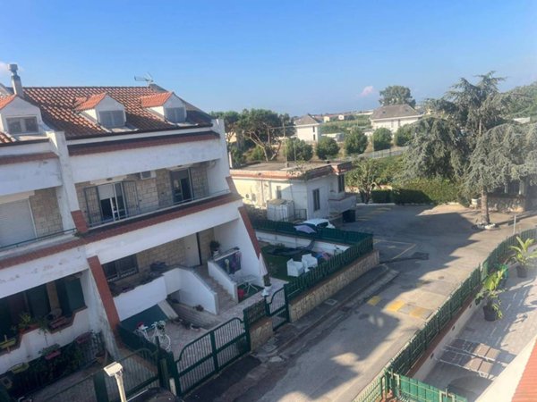 appartamento in vendita a Giugliano in Campania in zona Varcaturo