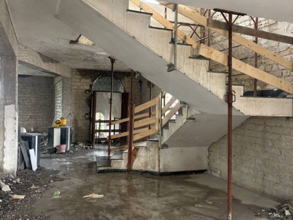 negozio in vendita a Giugliano in Campania in zona Lago Patria