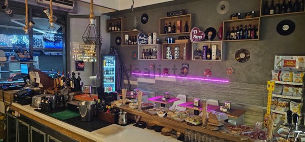 negozio in vendita a Giugliano in Campania