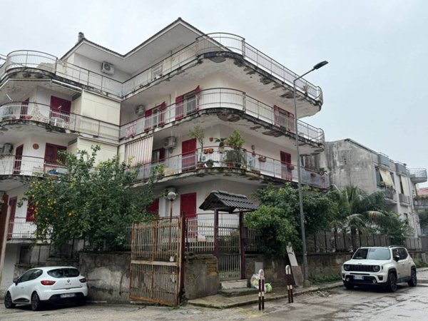 appartamento in vendita a Giugliano in Campania