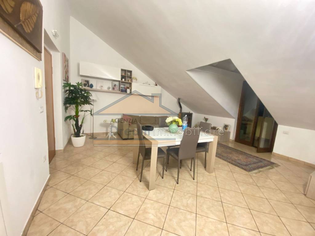 appartamento in vendita a Giugliano in Campania