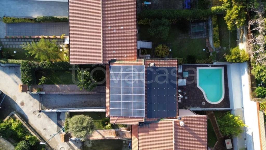 casa indipendente in vendita a Giugliano in Campania in zona Licola
