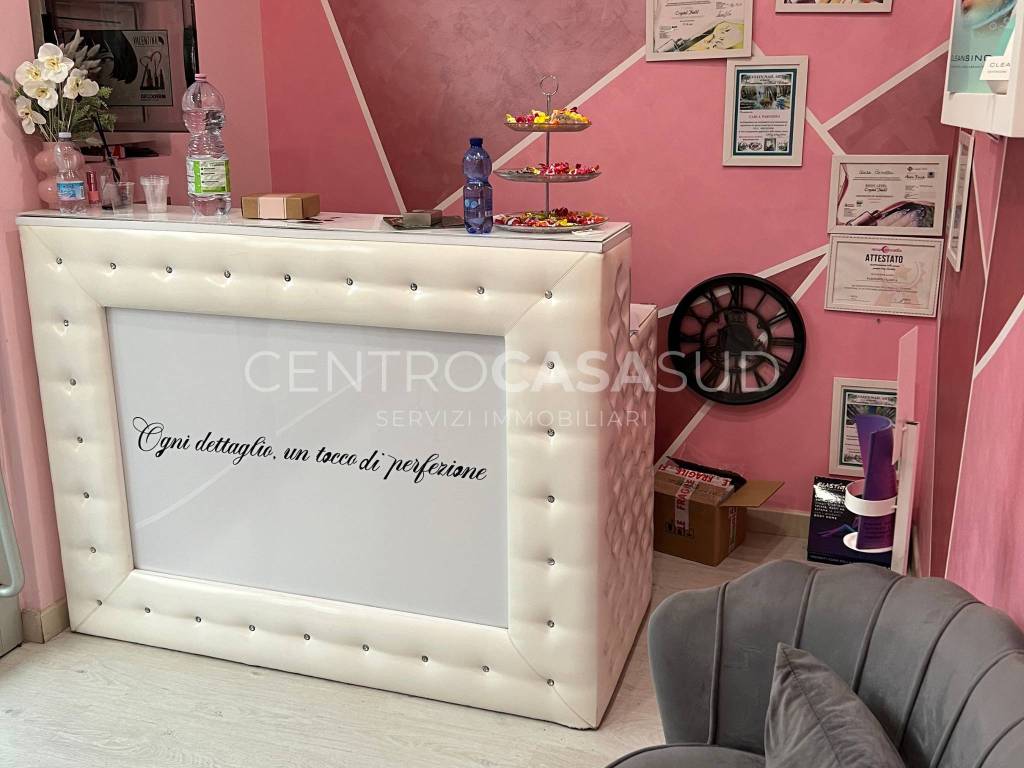 negozio in vendita a Giugliano in Campania