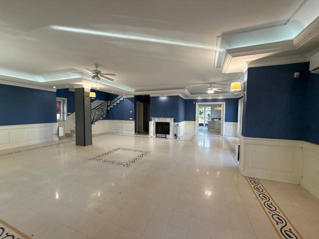 casa indipendente in vendita a Giugliano in Campania in zona Lago Patria