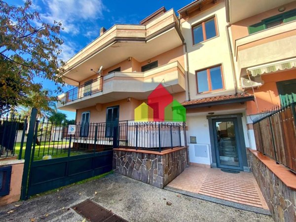 appartamento in vendita a Giugliano in Campania in zona Lago Patria