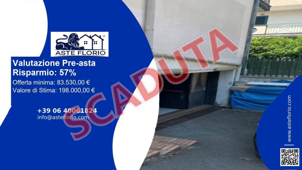 locale commerciale in vendita a Giugliano in Campania