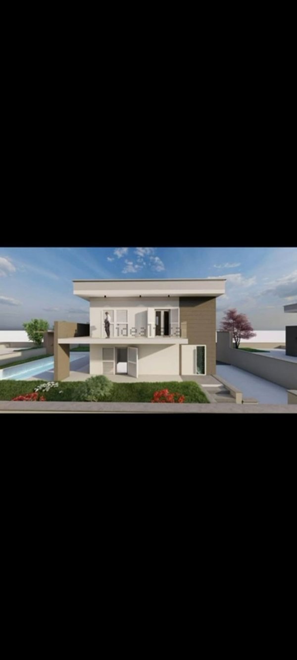 casa indipendente in vendita a Giugliano in Campania in zona Varcaturo