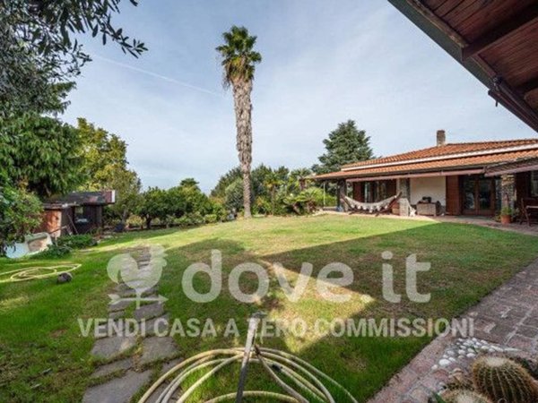 casa indipendente in vendita a Giugliano in Campania in zona Massariola / Amodio