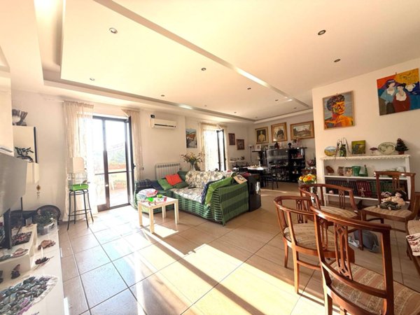 appartamento in vendita a Giugliano in Campania in zona Varcaturo