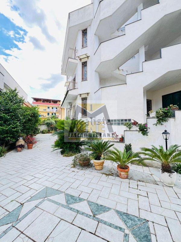 appartamento in vendita a Giugliano in Campania