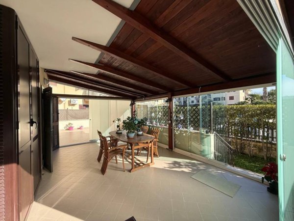 appartamento in vendita a Giugliano in Campania in zona Licola