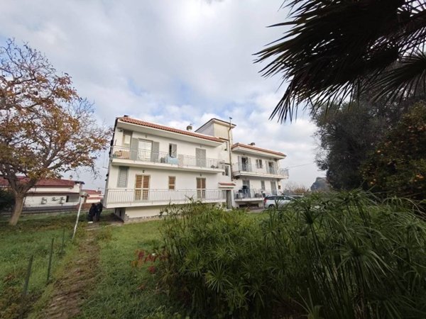 appartamento in vendita a Giugliano in Campania in zona Varcaturo