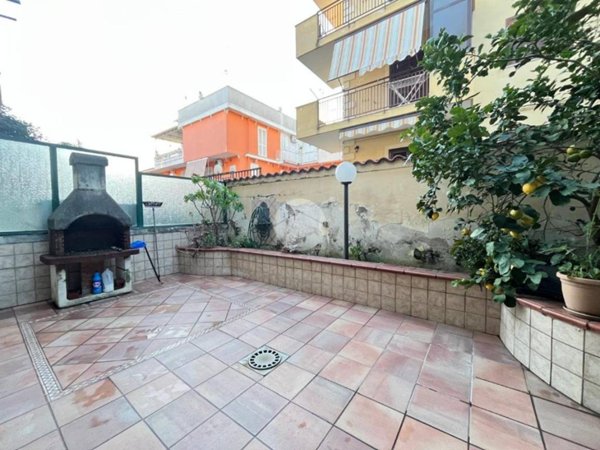 casa indipendente in vendita a Giugliano in Campania