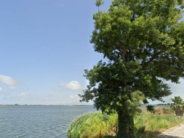 casa indipendente in vendita a Giugliano in Campania in zona Lago Patria