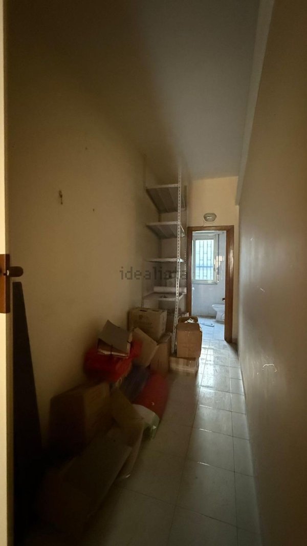 locale commerciale in vendita a Giugliano in Campania