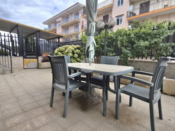 appartamento in vendita a Giugliano in Campania in zona Varcaturo