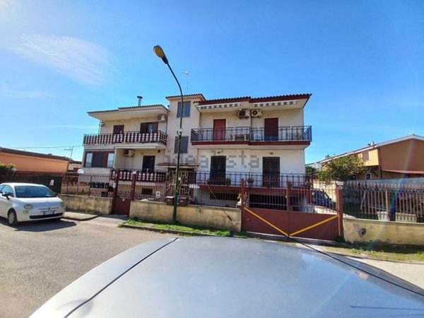 appartamento in vendita a Giugliano in Campania in zona Varcaturo