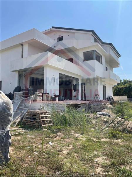 villa in vendita a Giugliano in Campania in zona Varcaturo